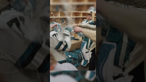 More water for Mack postgame! 💦  #hockey #nhl #macklincelebrini
