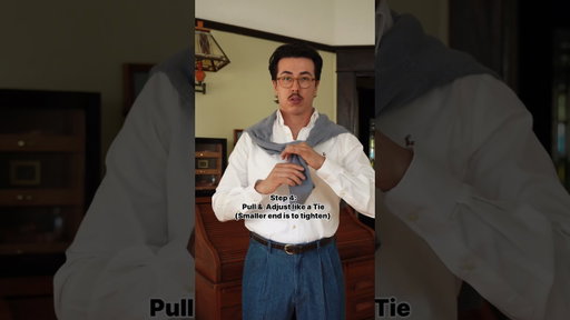 How to wear your sweater Old Money Style. #oldmoneyoutfits #oldmoneyaesthetic #howto #menstyletips