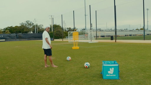 Deliveroo is officially a FIFA World Cup 2026™ supporter 🏆