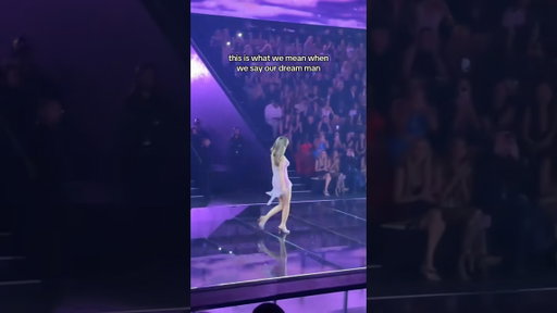 Barbara Palvin walking the VSFS 2026 🪽