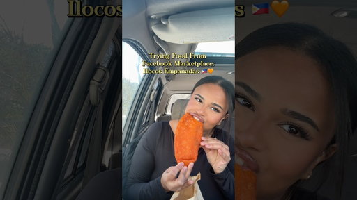 Trying VIRAL Ilocos Empanadas 🇵🇭🧡 #facebookmarketplace #filipinofood #mukbang