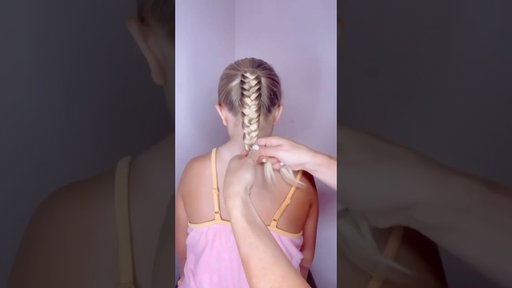 FISHTAIL BRAID TUTORIAL | Audrey and Victoria #hairstyle PRODUCTS USED IN DESCRIPTION BELOW ⬇️