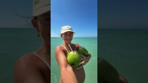 fresh coconuts?? This is a dream lena_blumberg_ Dippin’ Daisy’s Coastline Color