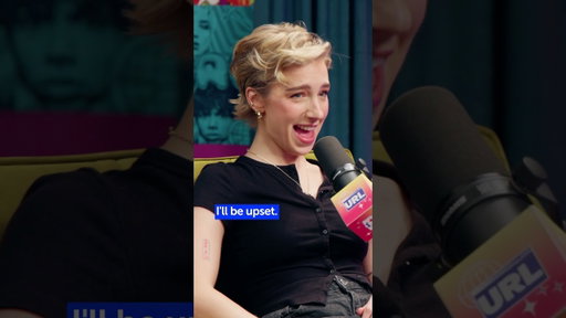 We gave the blind box queen, Vanillamace, a present!