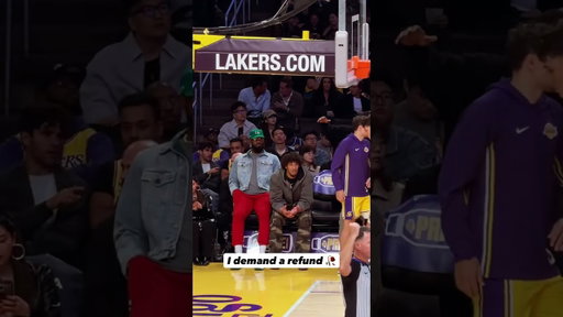 Imagine spending all this money to go to a Lakers game and no one plays 🥀 At least Austin balled