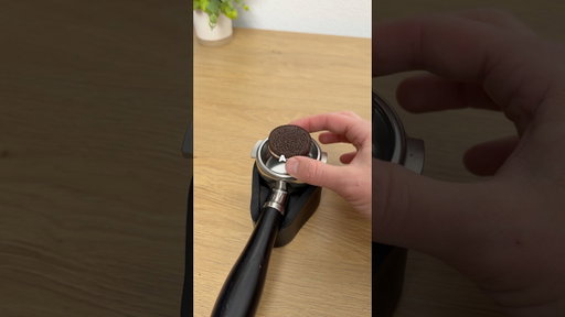Pulling a shot of espresso through an Oreo