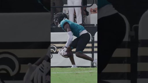 Travis Hunter getting jiggy at Jags x Saints joint practice 🕺😂