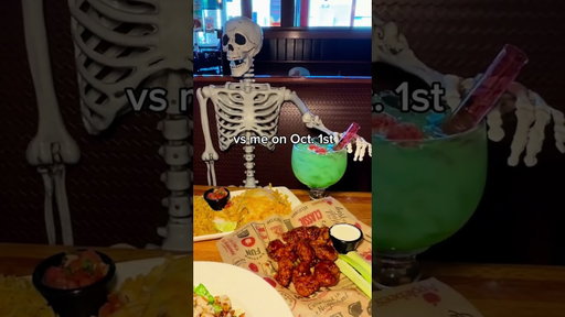 Applebee's Spooky Sips​