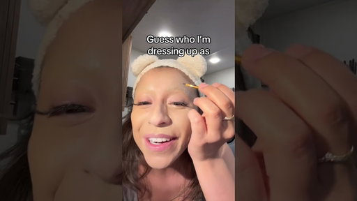 Did you guess right? #ayymay #amycarreon #funny #conedy #makeuptutorial