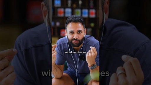 Why is Everyone Wearing Wired Earphones?