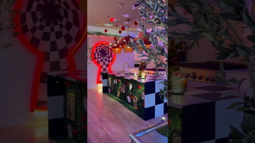 DIY Halloween Alice in Wonderland Party Day 1 #diy #halloween #party #decor