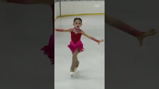 2 years of progress! 🥹 📸: @anasofiaorozco_iceskate