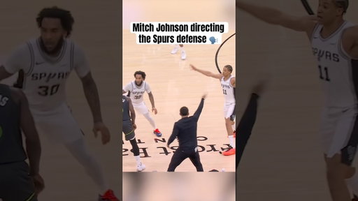 Spurs HC Mitch Johnson mic’d up 🎤