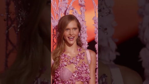 Trying to keep it together over Angelina Kendall's angel debut...not working. 🤩😮‍💨