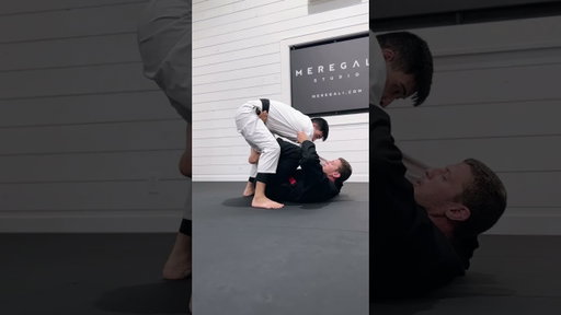 TRIPOD FROM 2 ON 1 STANDING
