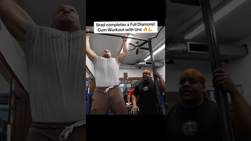 Brad completes a full Diamond Gym Workout 💪 #bradkraut #twitchclips #fitness #gym #shorts