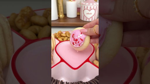 Asmr valentine’s cookies & milk 🥛 #valentinesday #pink #asmr #aesthetic #satisfying #viral #shorts