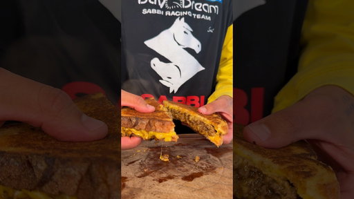 Sloppy Joe Grilled Cheese #sloppyjoe #grilledcheesesandwich #sandwich #homemadefastfood #easyrecipe