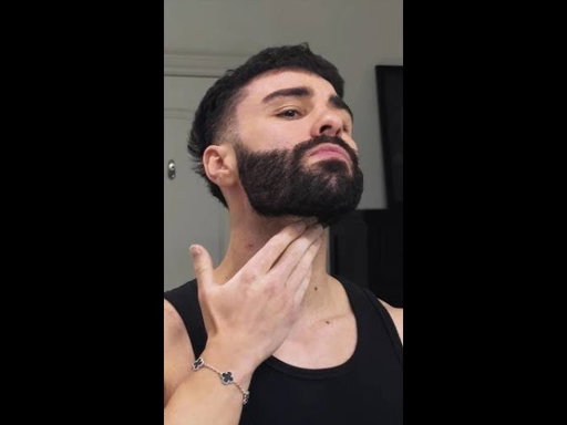 4 grooming mistakes ruining your beard #shorts