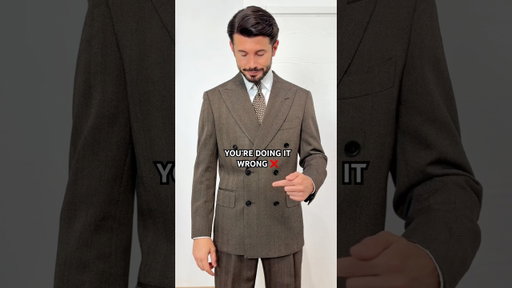 Style mistake to avoid ❌ #mensfashion #stylemistakes #styletips