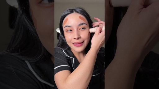 Me maquillo PERO con maquillaje hirviendo 😭 #makeuphack #maquillaje #makeupchallenge