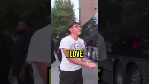 IShowSpeed Accidentally Gifts Fan $500 😂
