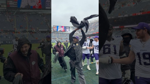 Brian Flores FIRED UP After Vikings Win Over Bears 🔥