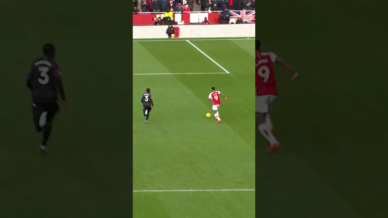QUICK COUNTER ATTACK GOAL VS CRYSTAL PALACE