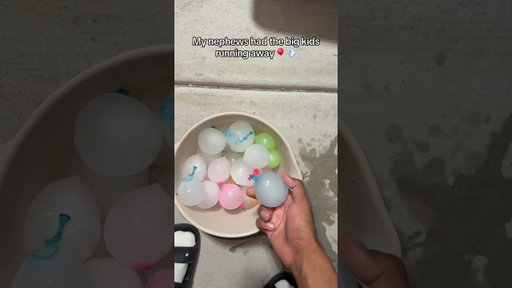 Had all the kids running away 😭😭🤦🏾‍♂️ #BalloonWar #FrozenBallloon #Delinquents #neighborhood