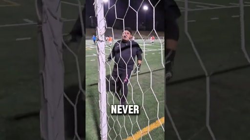 memo Horchata🇲🇽 gets angry 😤 #futbol #soccer #goalkeeper #football #humor #youtubeshorts #ytshorts