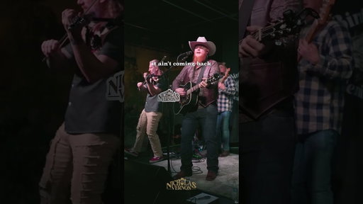 You gotta have a train song, right? #countrymusic #newincountrymusic #trainsongs #livemusic