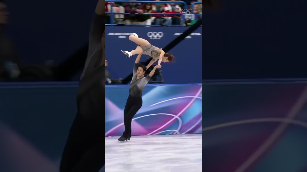 Miura Riku and Kihara Ryuichi make history clinching Japan's first-ever medal in pair skating! 🤩