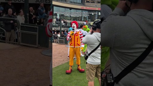 POV: Ronald McDonald Sings The National Anthem 🤣
