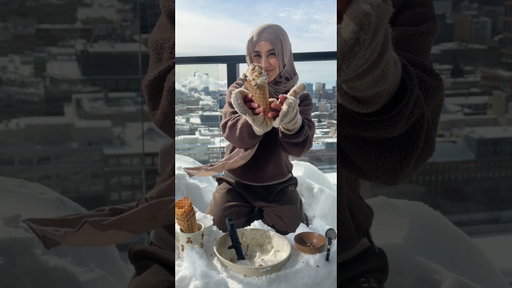 making ice cream in the snow!! 🍦🍨