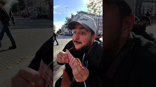 Mark Weins Trying Stroopwafel #dutch #netherlands #markweins