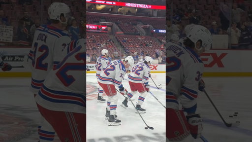 Celebrating JQ32 🫡 #jonathanquick #nyr #nhl #hockey