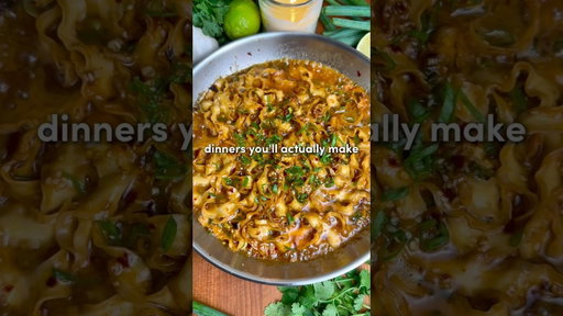 5-Minute Peanut Chili Noodles 🔥 (Full recipe pinned in the comments)