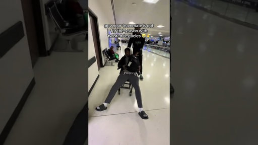 follow me to see his story time 😭 #basketball #injury #ote #fyp #viral