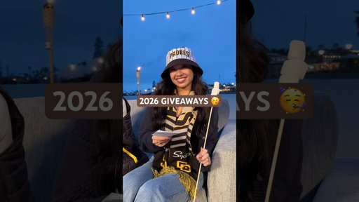 You might want to stay until the end 👀 #mlb #baseball #padres #giveaways #sandiegopadres #sandiego