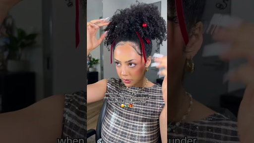 but fr is this not the cutest curly holiday hair inspo 😌🍒🎄 #curlyhair #holidayhair #hairinspo
