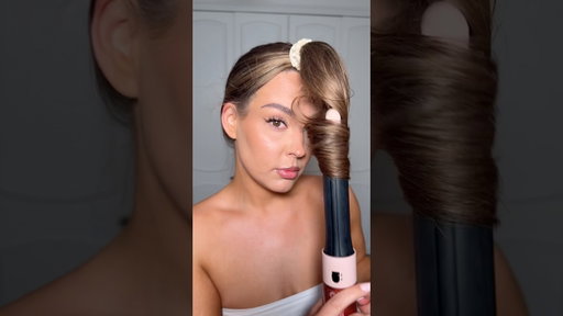10 minute blowout hack #hairtutorial #hairhacks