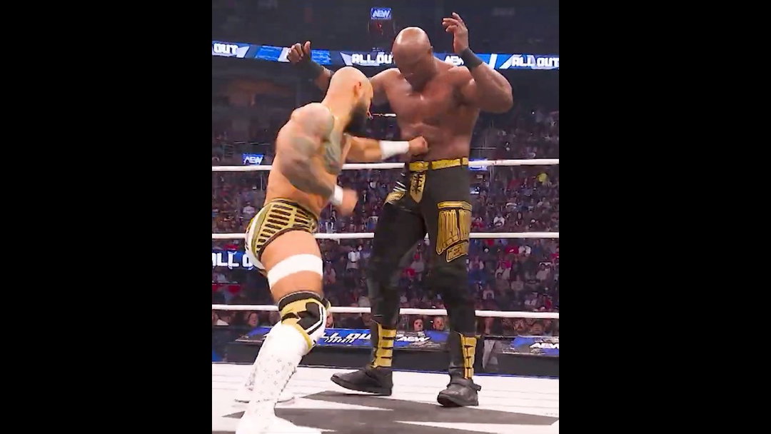 ricochet steps to bobby lashley 👀
