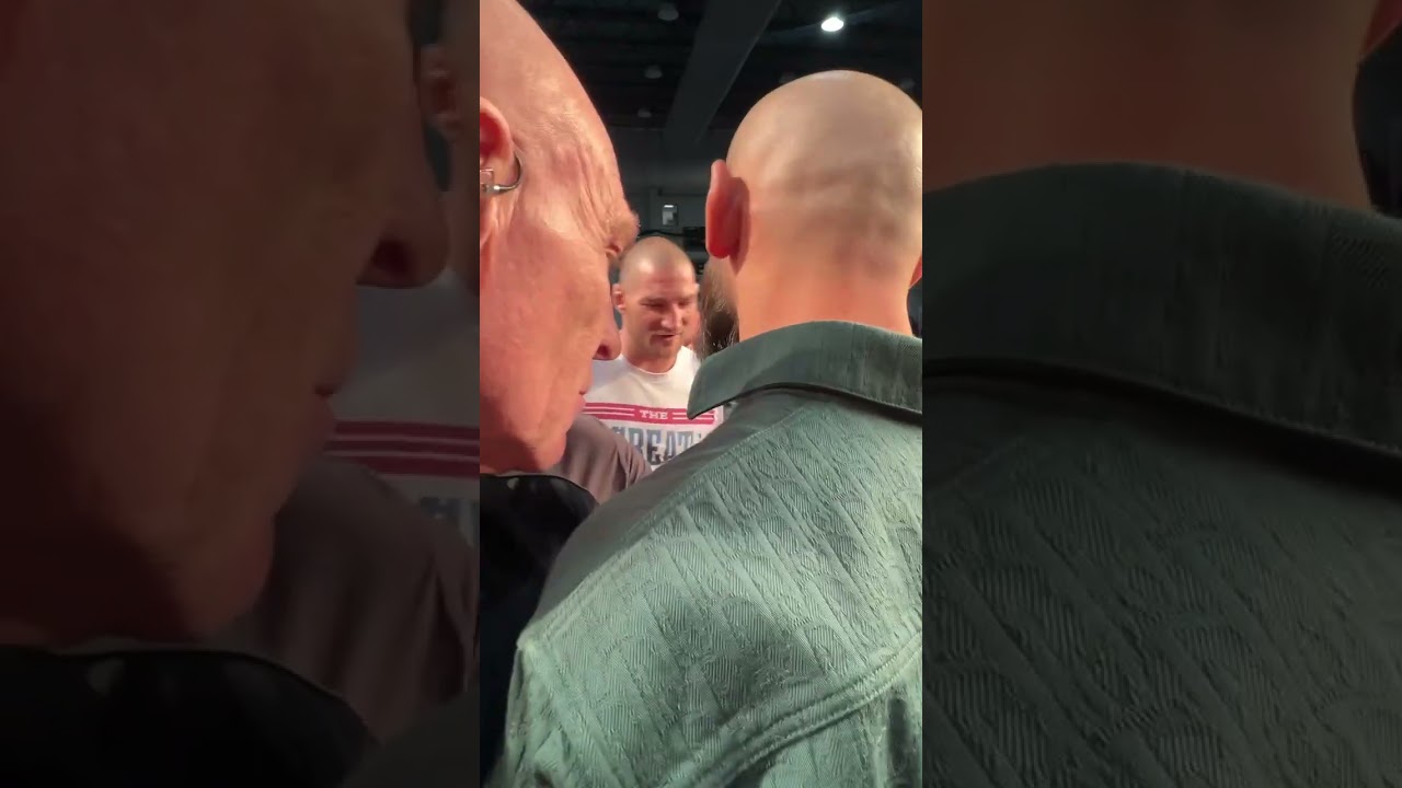 Veja por outro ângulo a encarada entre Khamzat Chimaev e Sean Strickland na coletiva do #UFC328!