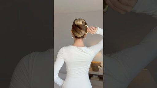easy French twist with a French hair pin❤️