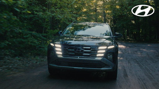 Plenty of room, with a view | TUCSON Hybrid | Hyundai Canada