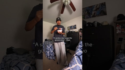 A sandía a day keeps the güeyes away! 😭 #funny #short #tiktok #viral