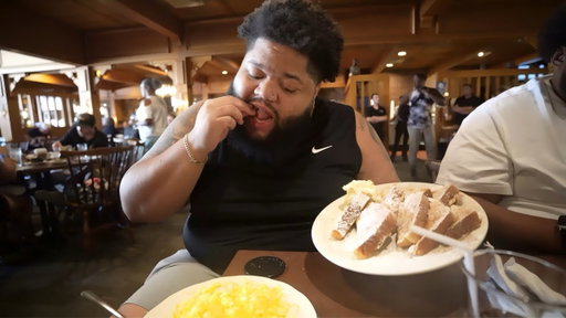 I Found The BEST Breakfast In Tennessee