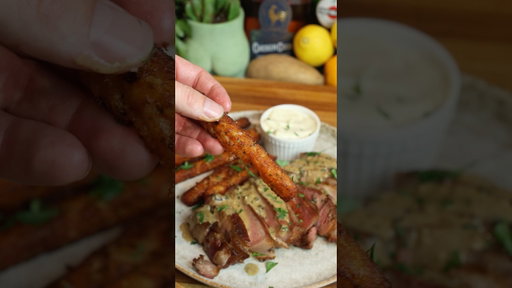 Steak night date night: steak frites. Full recipe on my website. Link in bio #recipe