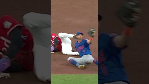 Luis Torrens throws out Elly De La Cruz with a PERFECT throw 😤
