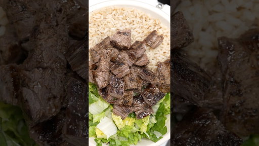 sound on🔥 fresh off the grill. straight into the bowl.  try our NEW #GrilledSteak today 🥩🥗#asmr